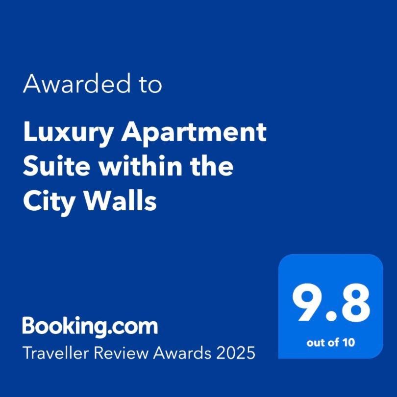 Luxury Apartment Suite Within The City Walls يورك المظهر الخارجي الصورة